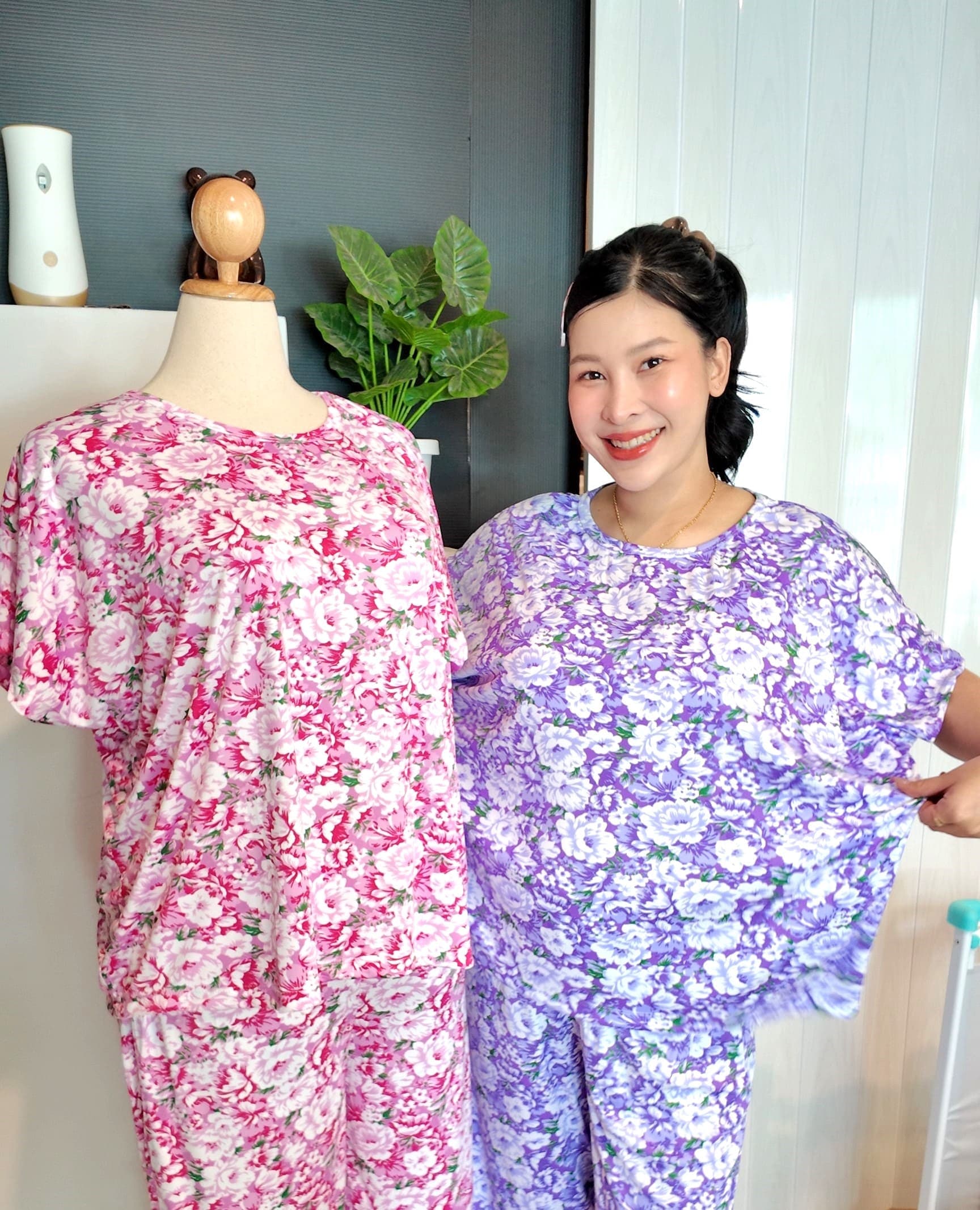 เสื้อเปิดไหล่ สีเขียวมิ้นท์