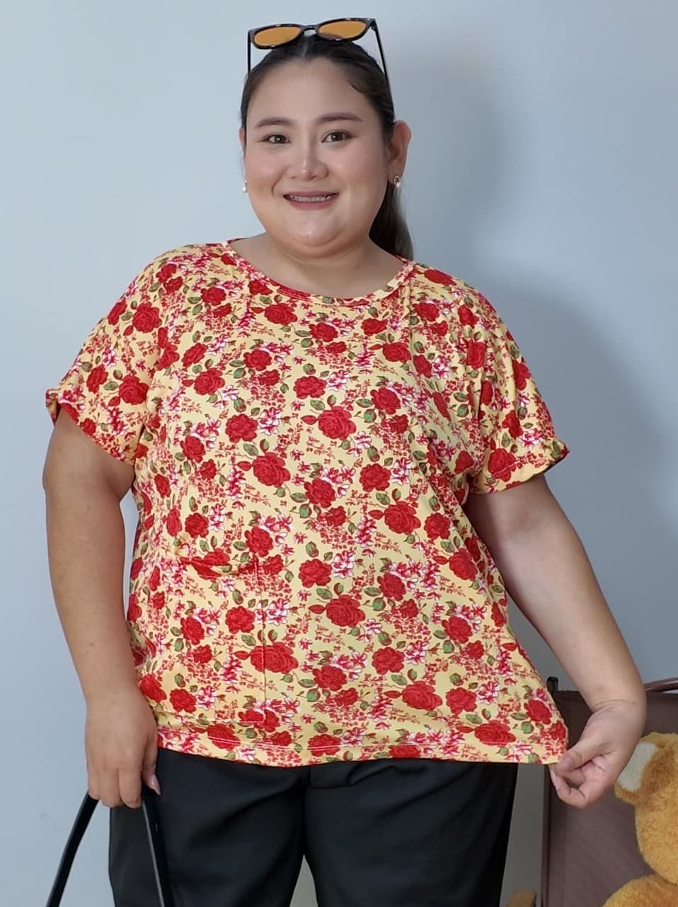 เดรสแขนยาว ผ้าชีฟอง สีครีม